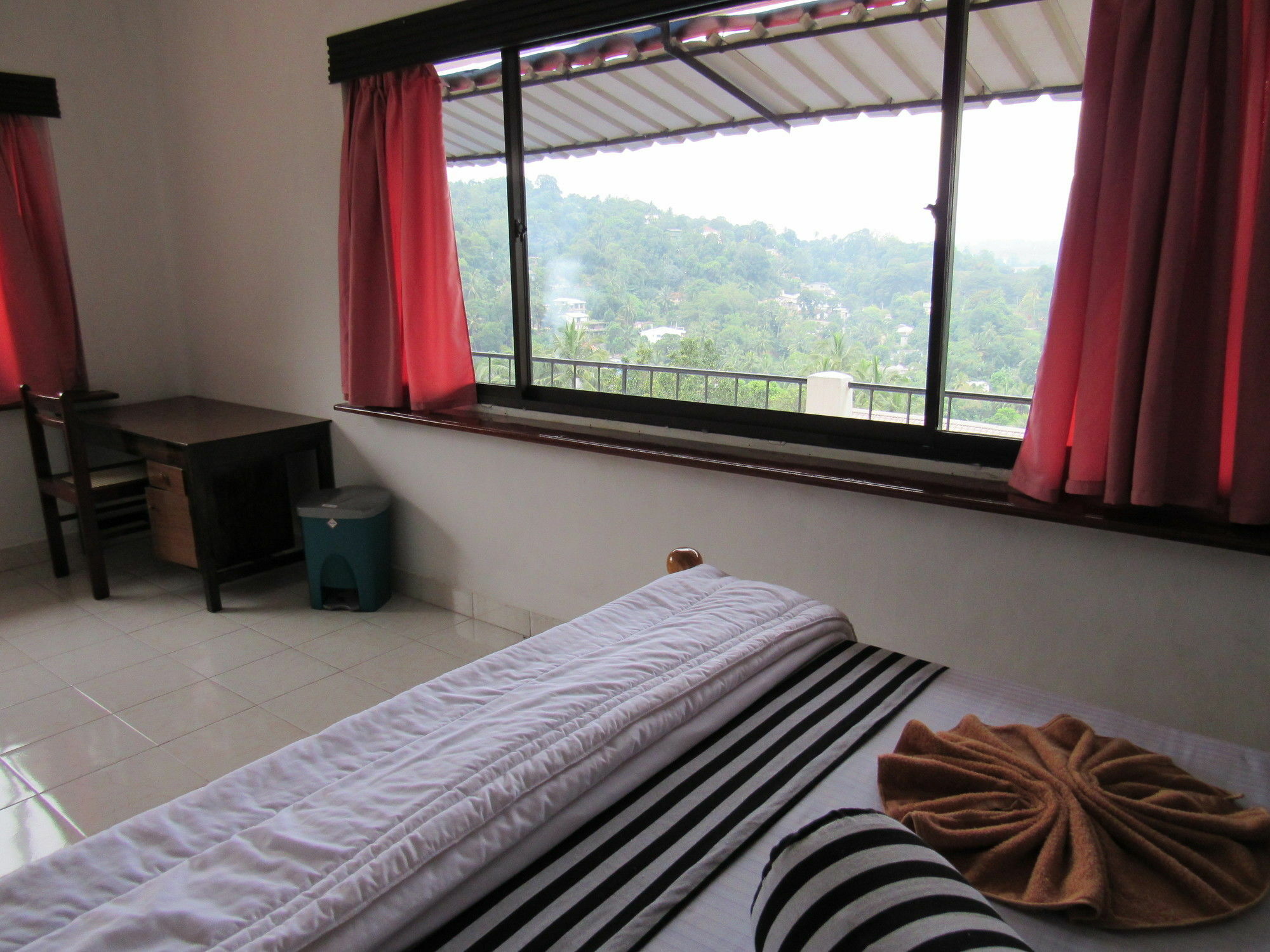 King Leisure Residence Kandy Zewnętrze zdjęcie